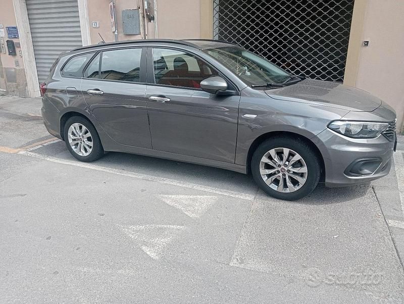 Verde Usata 2018 Fiat Tipo Station wagon | 9500 € (Buon prezzo) - Immagine 1/1