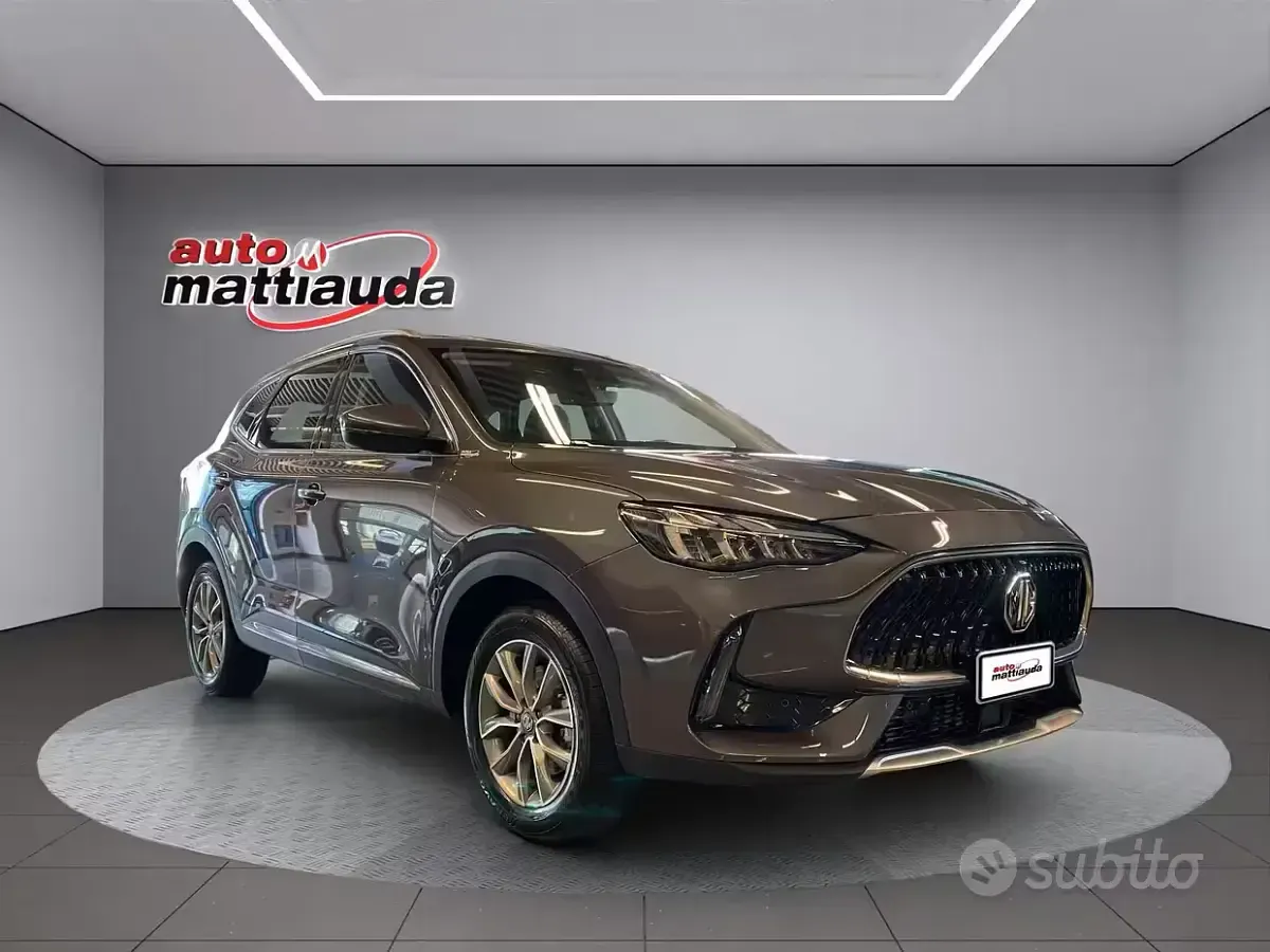 Usata MG HS Comfort 162 CV (119 kW) 2023 Grigio SUV