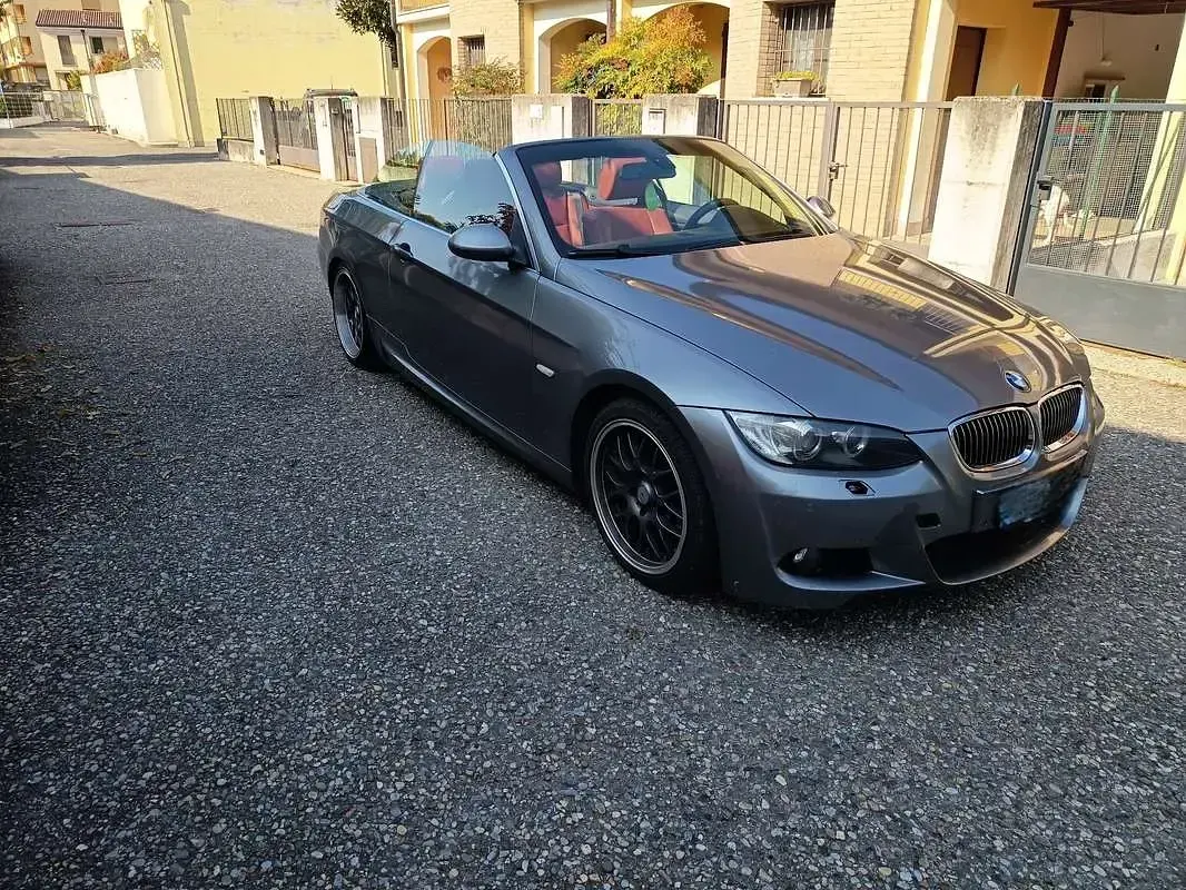 Usata BMW 320 Cabriolet M Sport 177 CV (130 kW) 2008 Cabrio
