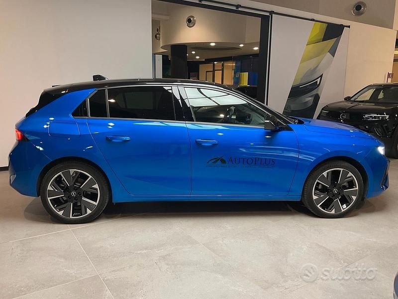 Occasion Opel Astra 114 kW (156 PK) 2023 Blauw Sedan