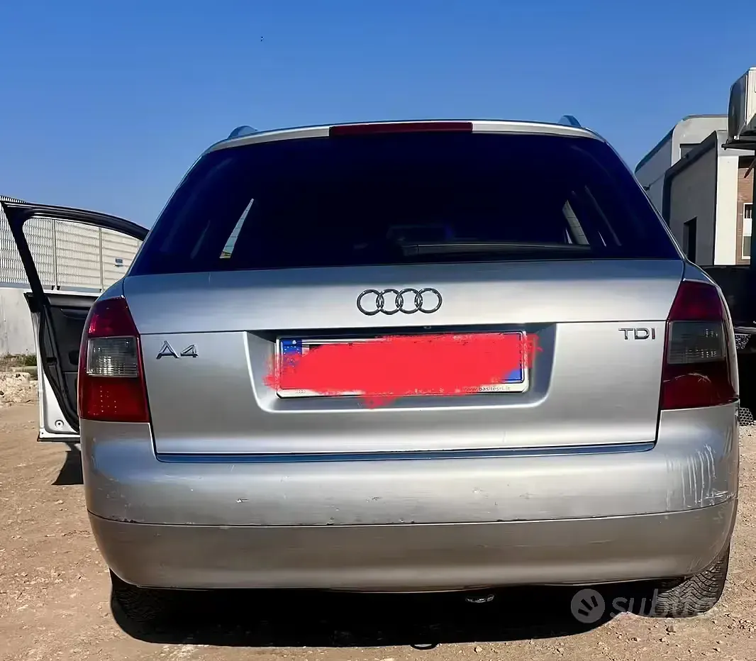 Usata Audi A4 130 CV (95 kW) 2003 Grigio Station wagon