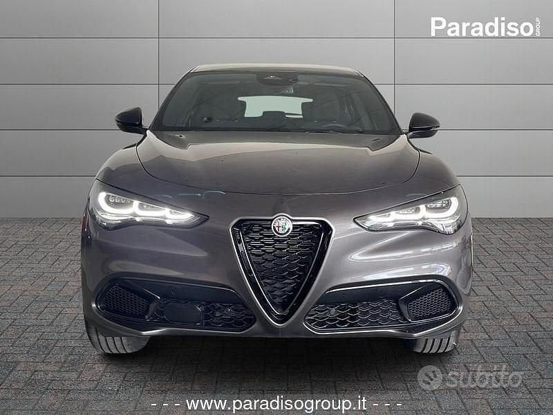 Nuova Alfa Romeo Stelvio Sprint 2025 Grigio SUV