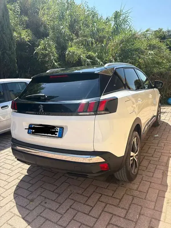 Usata Peugeot 3008 Allure 120 CV (88 kW) 2017 Bianco SUV