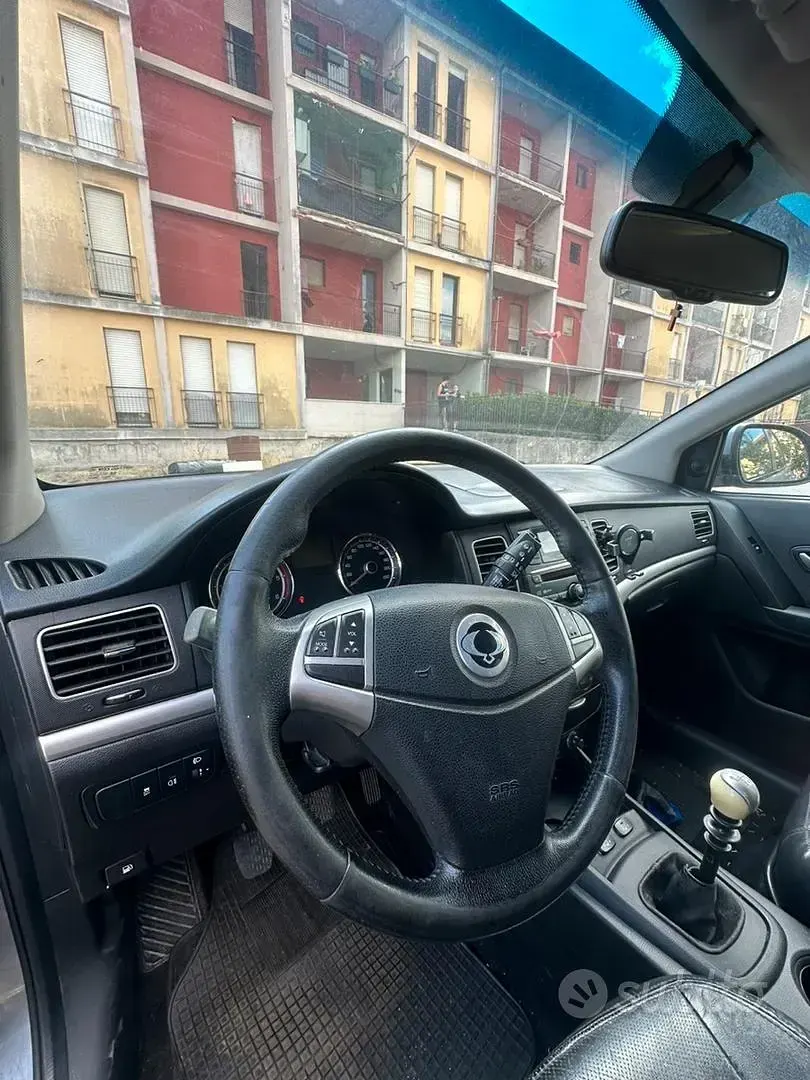 Usata SsangYong Korando 175 CV (128 kW) 2011 Grigio SUV