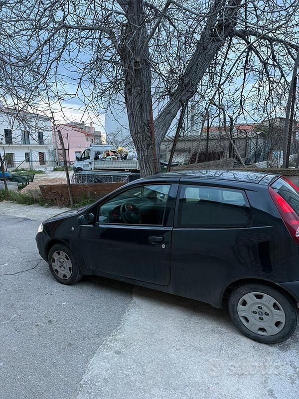 Usata Fiat Punto 2005 Nero Utilitaria