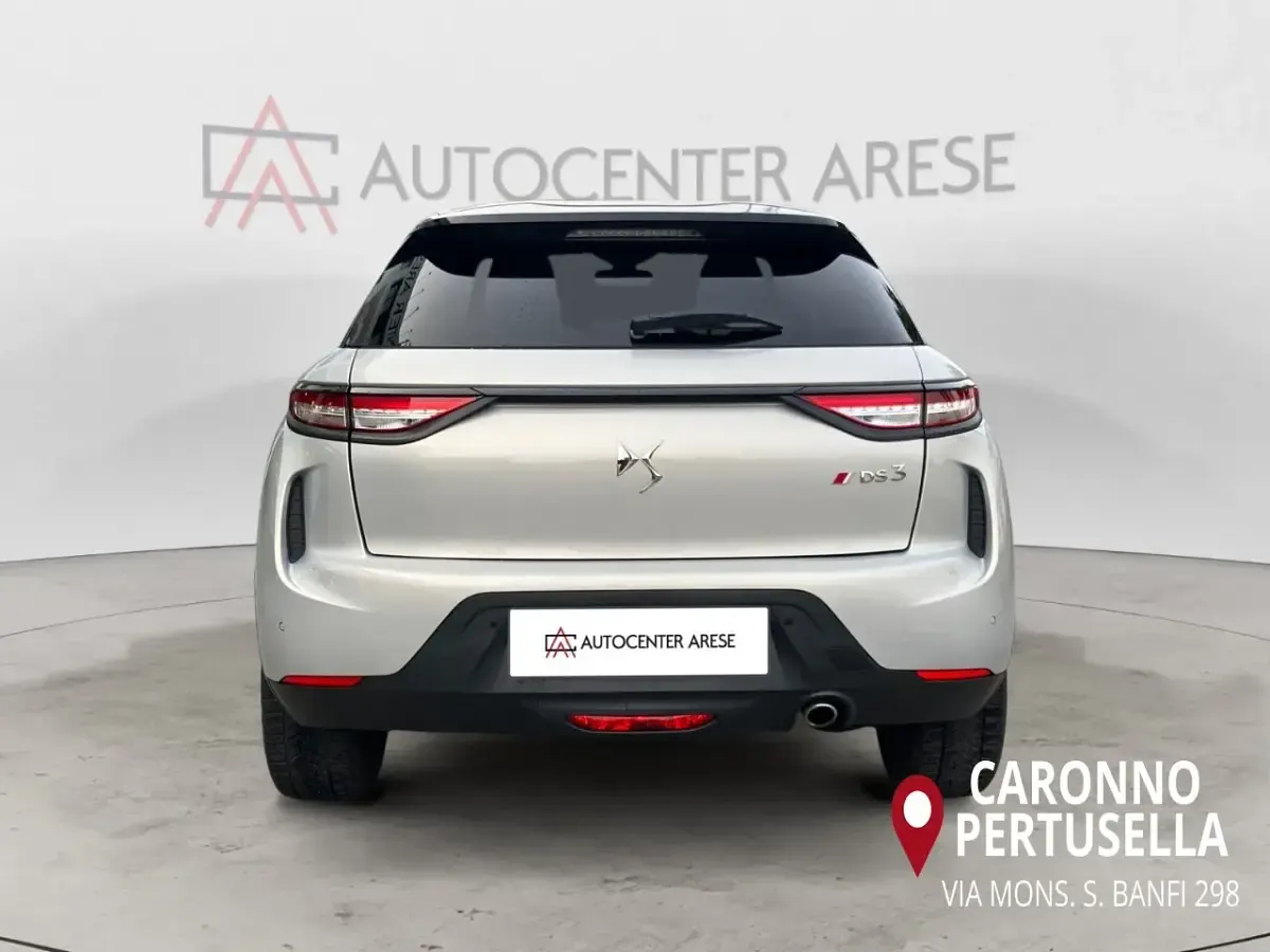 Usado DS Automobiles DS3 Crossback Performance 110 CV (80 kW) 2021 Gris SUV