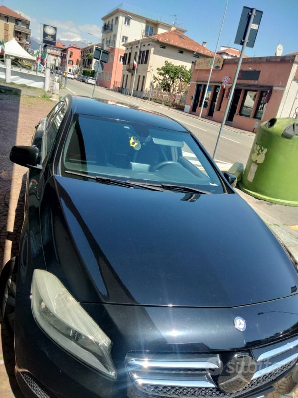 Usata Mercedes A180 2013 Nero Utilitaria