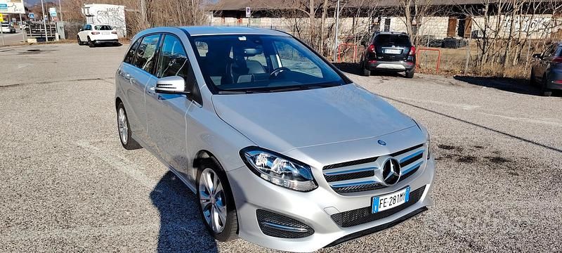 Usata Mercedes 180 2016 Berlina