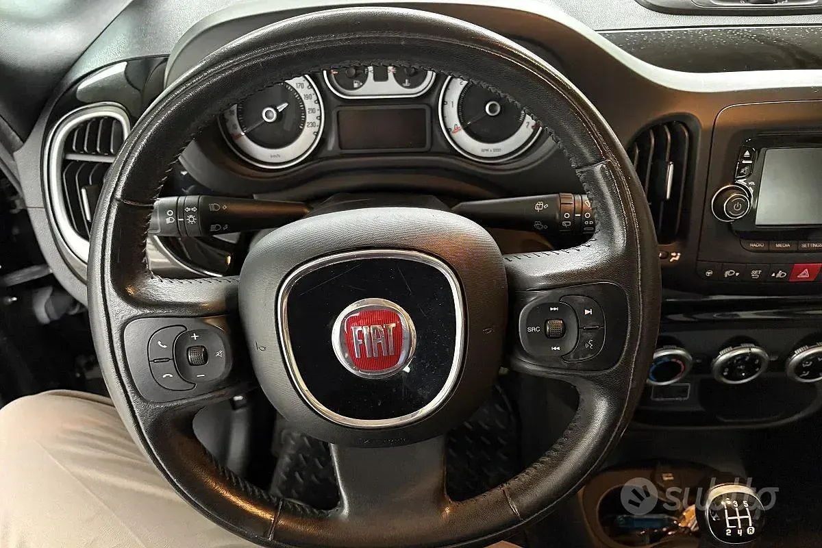 Usata Fiat 500L Pop Star 95 CV (69 kW) 2016 Nero Monovolume