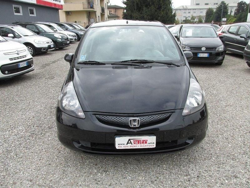 Usata Honda Jazz 77 CV (56 kW) 2008 Nero Utilitaria