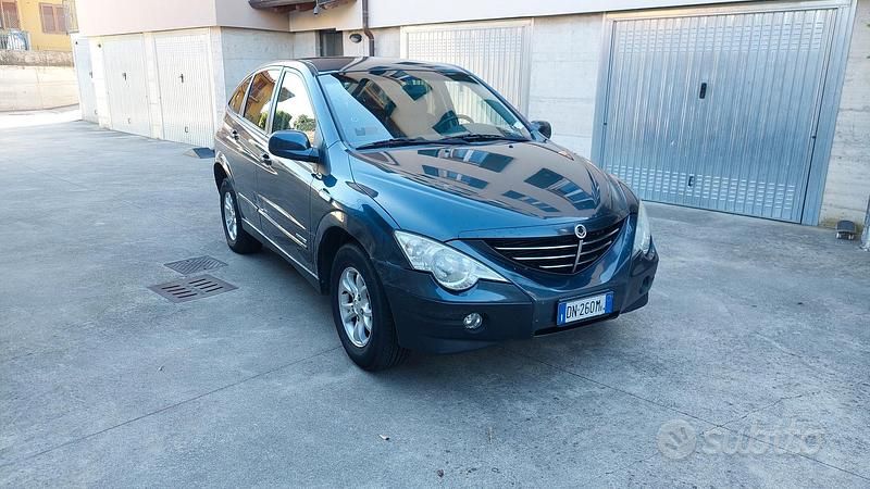 Blu Usata 2008 Ssangyong (KGM) Actyon Tre volumi | 1500 € (Buon prezzo) - Immagine 1/4