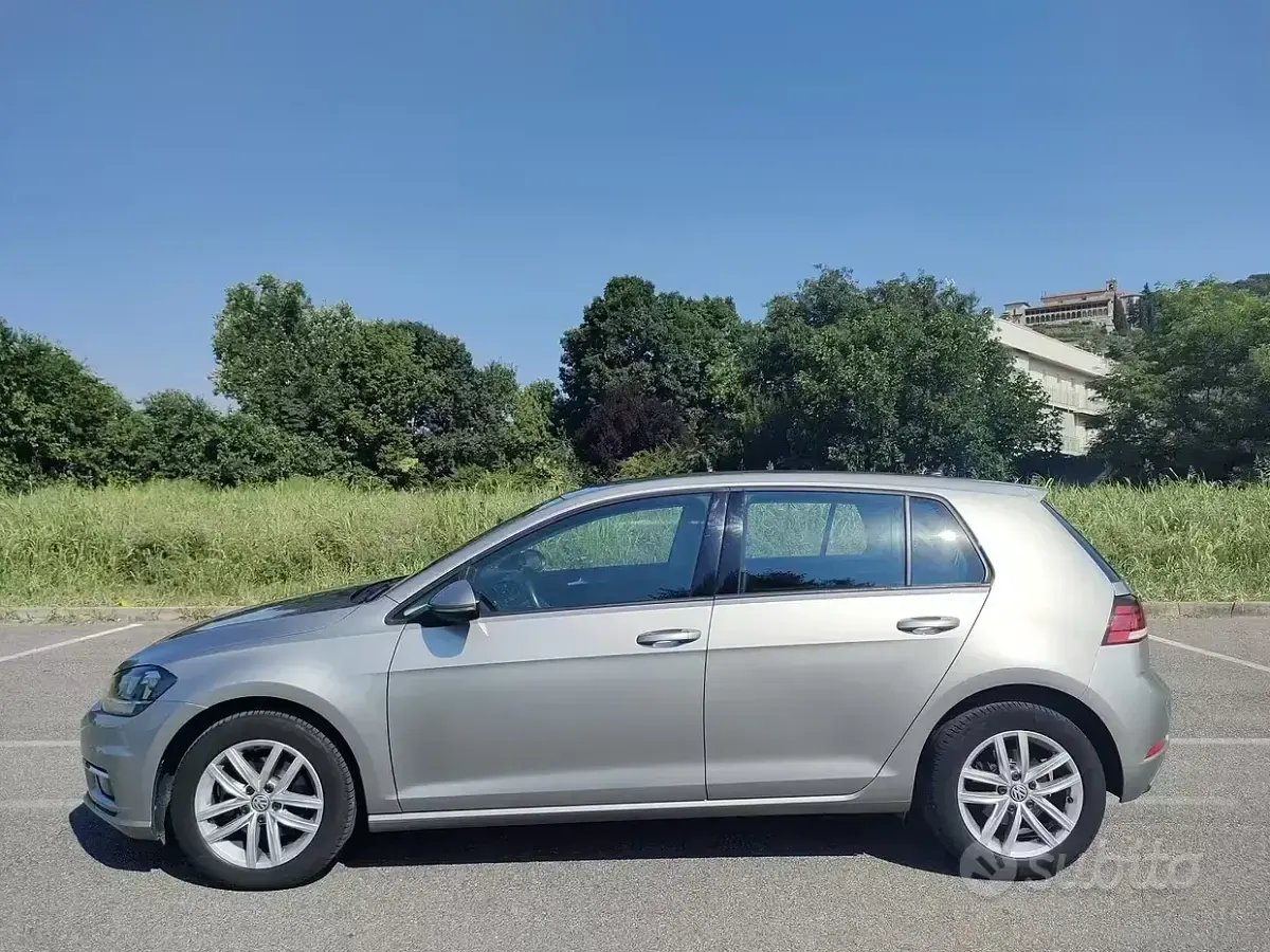 Usata VW Golf VII Business 115 CV (84 kW) 2019 Grigio Berlina