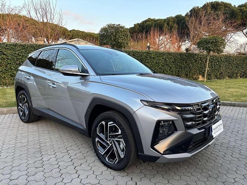 Nuova Hyundai Tucson 159 CV (116 kW) 2025 Grigio SUV