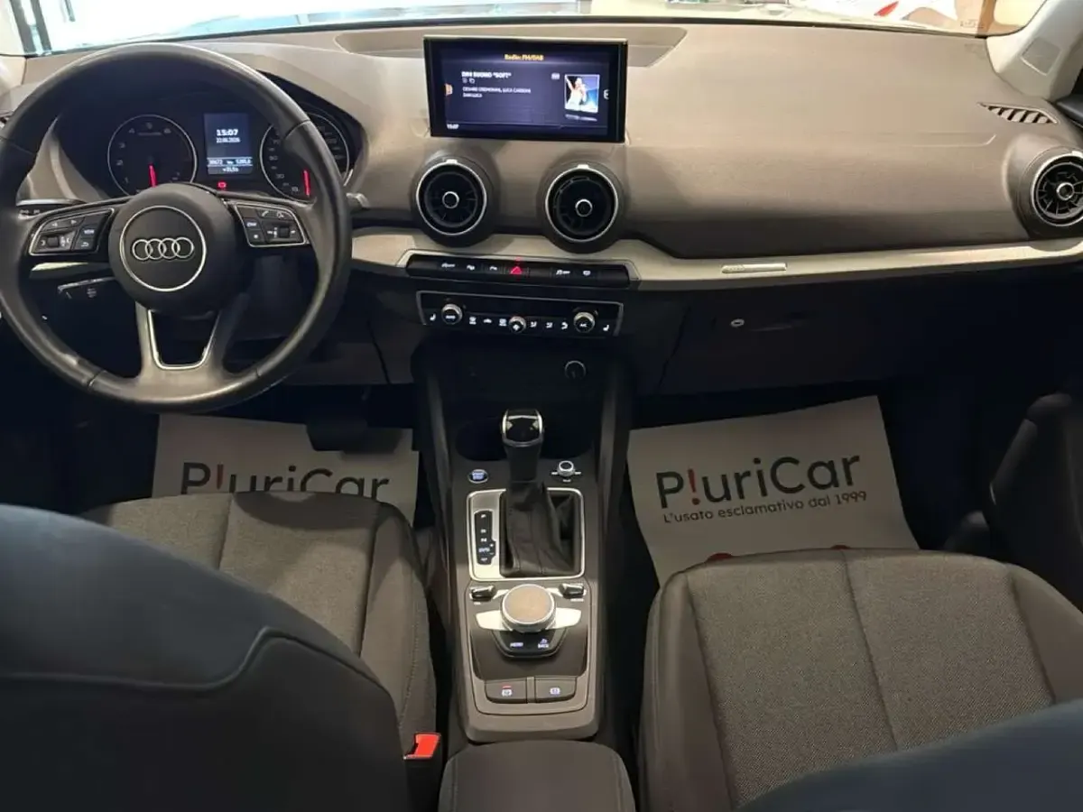 Usata Audi Q2 150 CV (110 kW) 2022 Grigio SUV