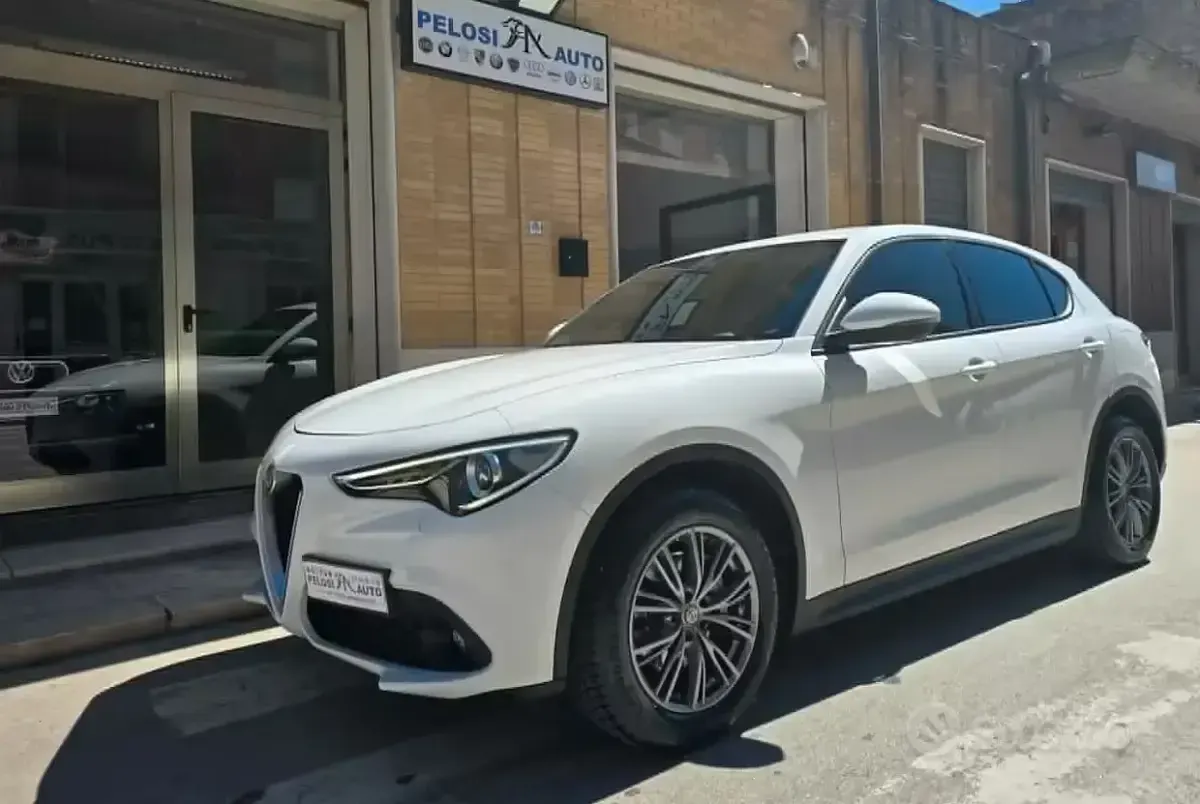Usata Alfa Romeo Stelvio Super 150 CV (110 kW) 2019 Bianco SUV