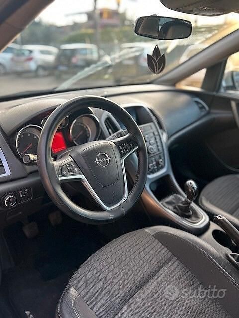 Usata Opel Astra 110 CV (80 kW) 2015 Grigio Berlina