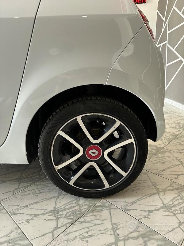 Usata Renault Twingo SE 90 CV (66 kW) 2015 Bianco Utilitaria