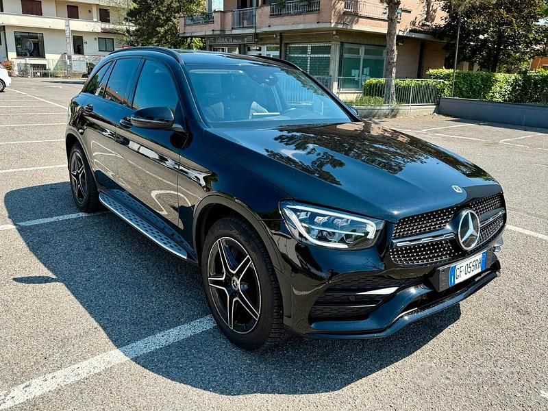 Usata Mercedes GLC220 2021 Nero SUV
