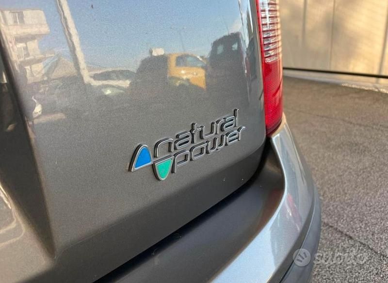 Usata Fiat Panda 77 CV (56 kW) 2012 Grigio Utilitaria