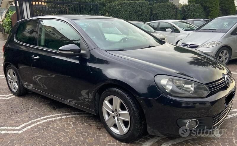 Nero Usata 2009 VW Golf VI Trendline Due volumi | 3400 € (Buon prezzo) - Immagine 1/4