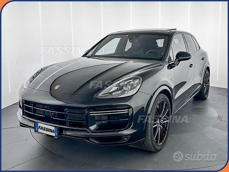 Usata Porsche Cayenne Turbo S 551 CV (405 kW) 2020 Nero SUV