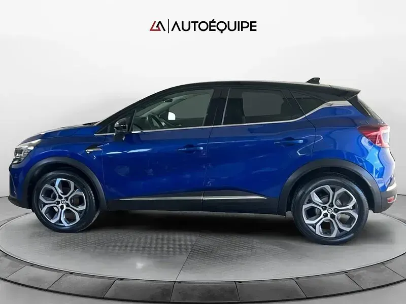Usata Renault Captur Intens 101 CV (74 kW) 2023 Blu/azzurro SUV