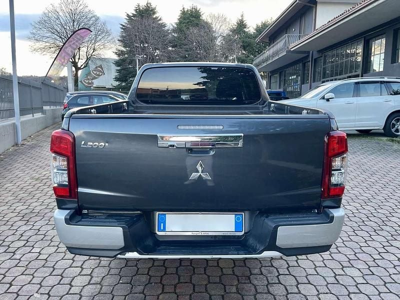 Usata Mitsubishi L200 Intense 150 CV (110 kW) 2022 Grigio Pick-up