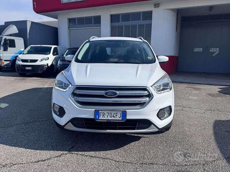 Usata Ford Kuga Business Edition 120 CV (88 kW) 2018 Bianco SUV