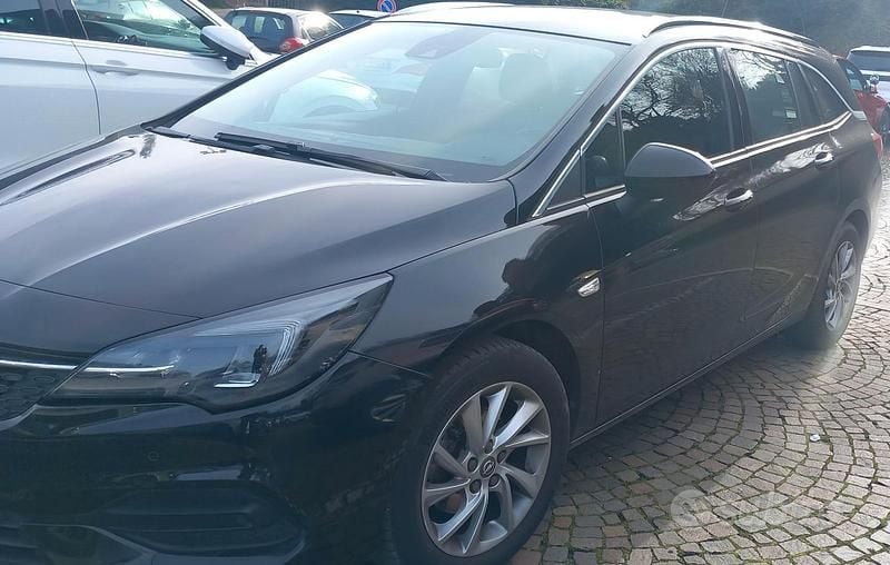 Usata Opel Astra 82 CV (60 kW) 2021 Nero Station wagon