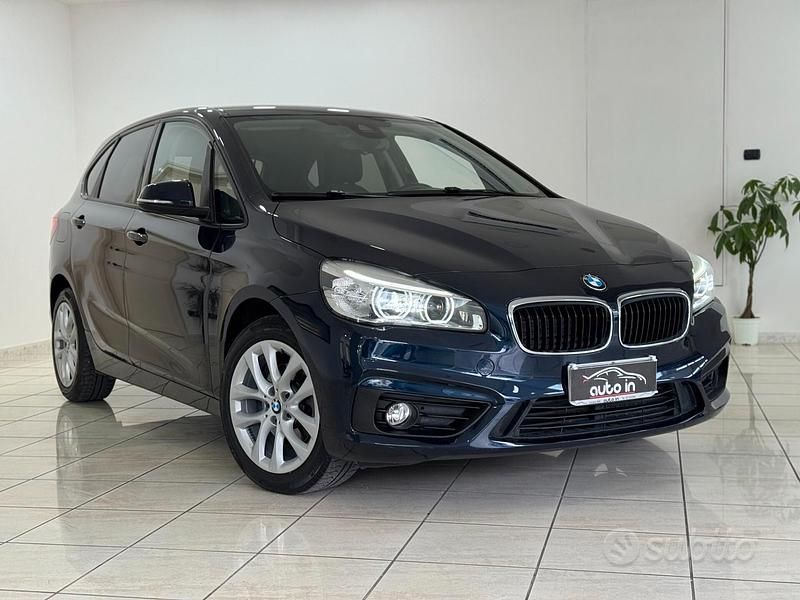 Usata BMW 216 Active Tourer Sport Line 115 CV (84 kW) 2017 Blu Monovolume