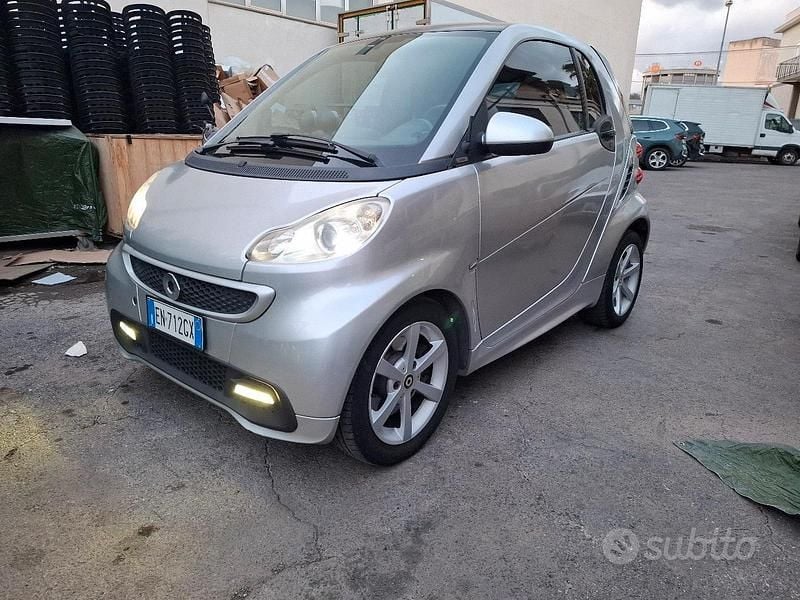 Usata Smart ForTwo Coupé 71 CV (52 kW) 2012 Grigio Coupé