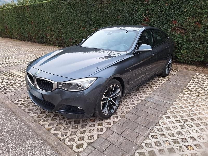 Usata BMW 320 Gran Turismo M Sport 184 CV (135 kW) 2015 Grigio Berlina