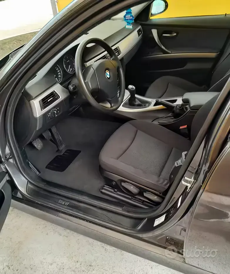 Usata BMW 320 177 CV (130 kW) 2007 Station wagon