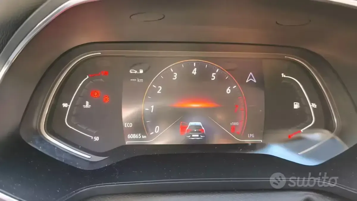 Usata Renault Captur Intens 101 CV (74 kW) 2020 Grigio SUV