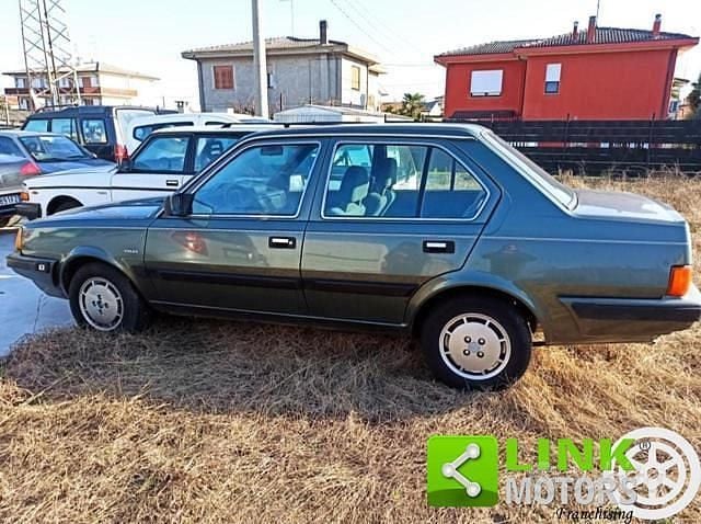 Usata Volvo 360 1986 Verde Berlina