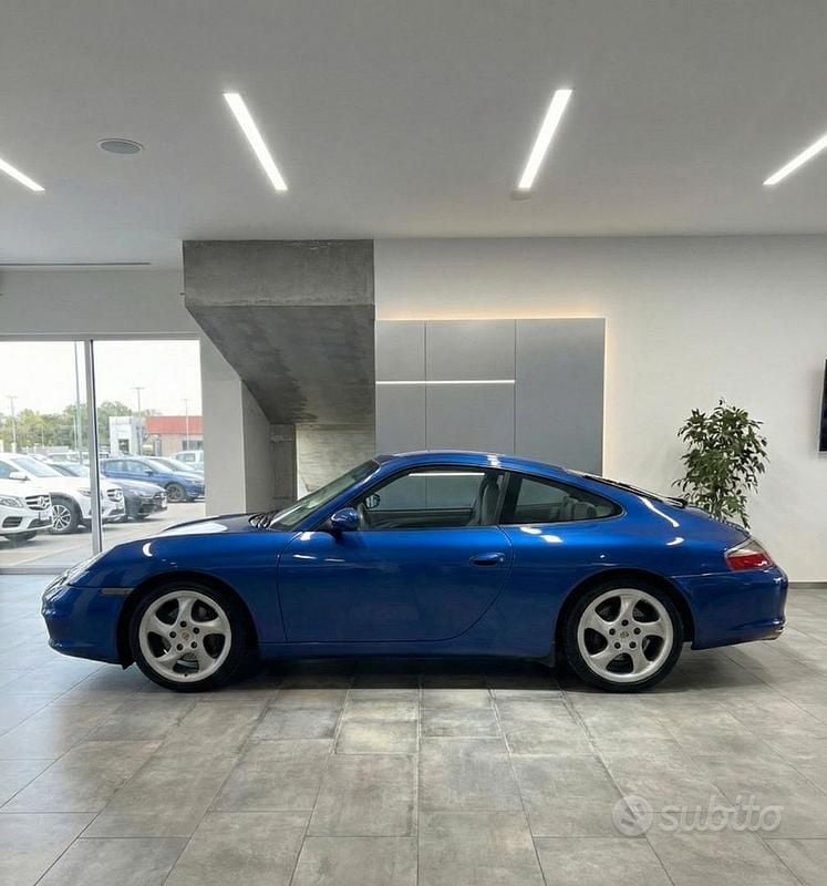 Usata Porsche 911 Carrera 4 320 CV (235 kW) 2001