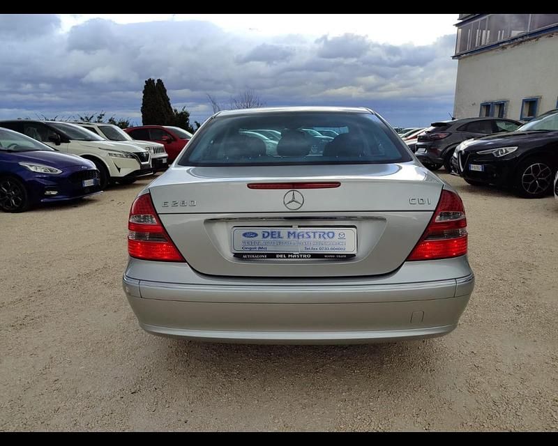 Occasion Mercedes E280 Classic 177 ch (130 kW) 2005 Gris Berline