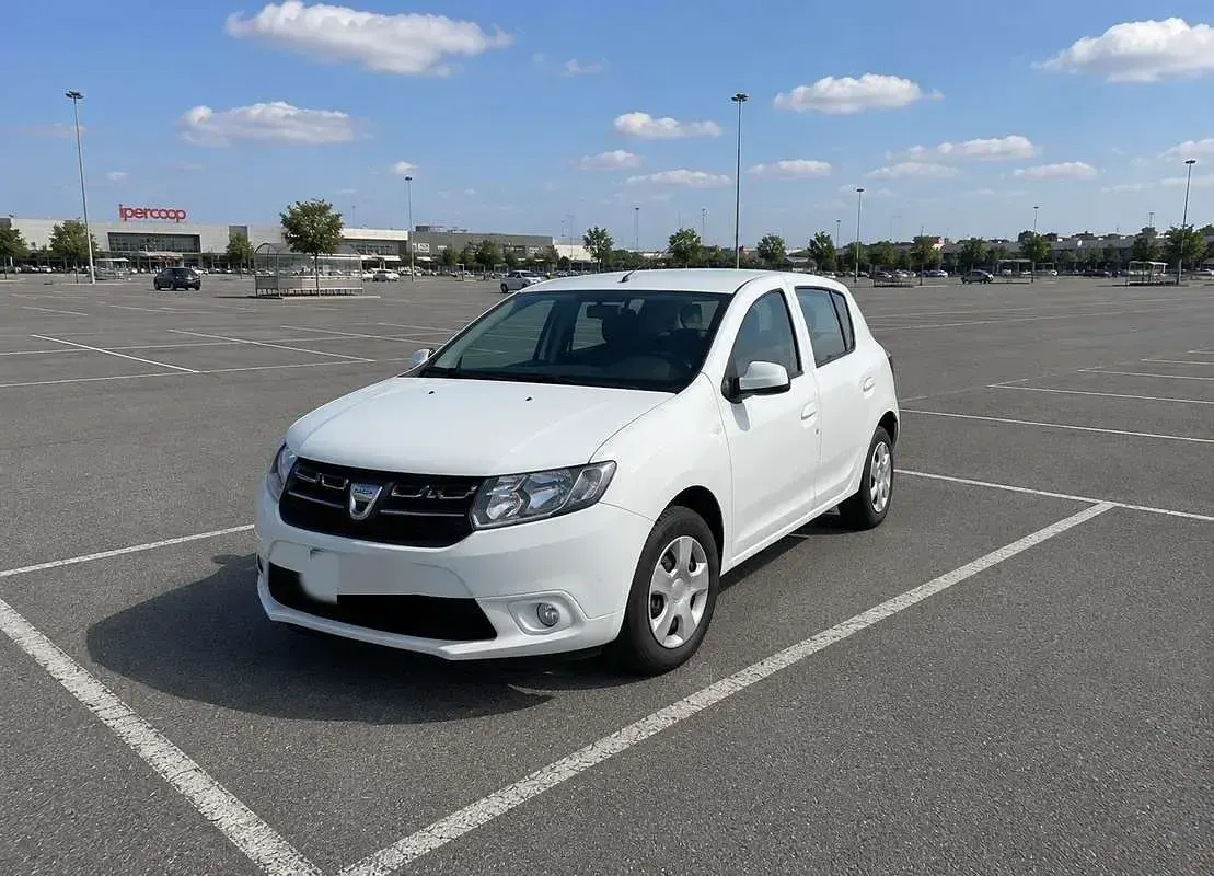Usata Dacia Sandero 75 CV (55 kW) 2016 Berlina