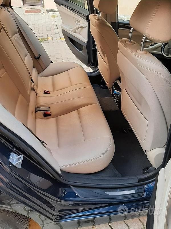 Usata BMW 520 136 CV (100 kW) 2014 Blu Station wagon
