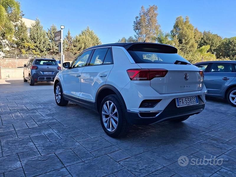 Usata VW T-Roc 116 CV (85 kW) 2019 Bianco SUV