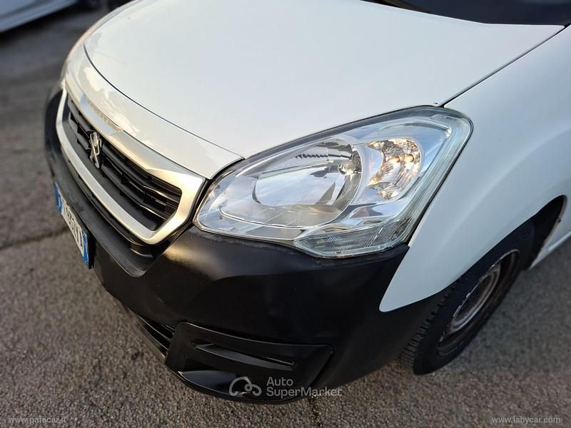 Usata Peugeot Partner 99 CV (72 kW) 2016 Bianco Monovolume