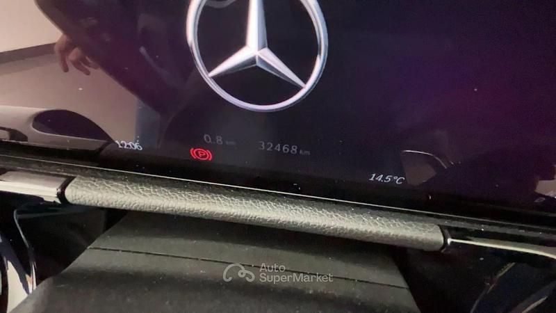 Usata Mercedes B180 Progressive 116 CV (85 kW) 2024 Grigio Monovolume