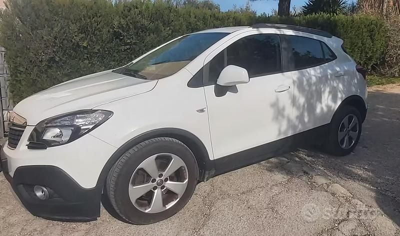 Usata Opel Mokka 140 CV (102 kW) 2015 Bianco SUV