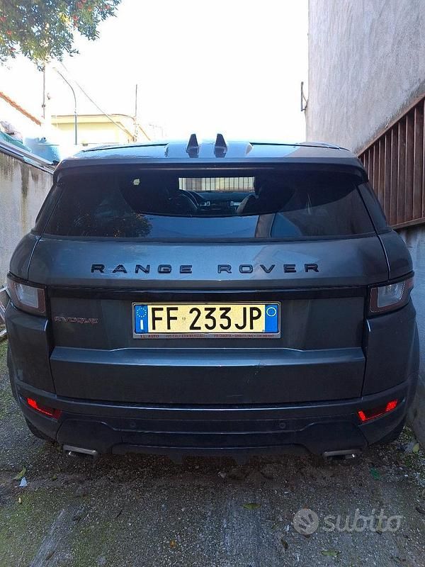 Usata Land Rover Range Rover evoque 150 CV (110 kW) 2016 Grigio SUV