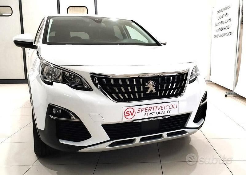 Usata Peugeot 5008 Allure 130 CV (95 kW) 2020 Bianco SUV