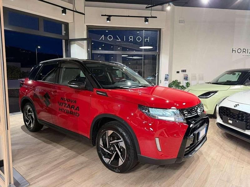 Usata Suzuki Vitara 110 CV (80 kW) 2025 Rosso SUV