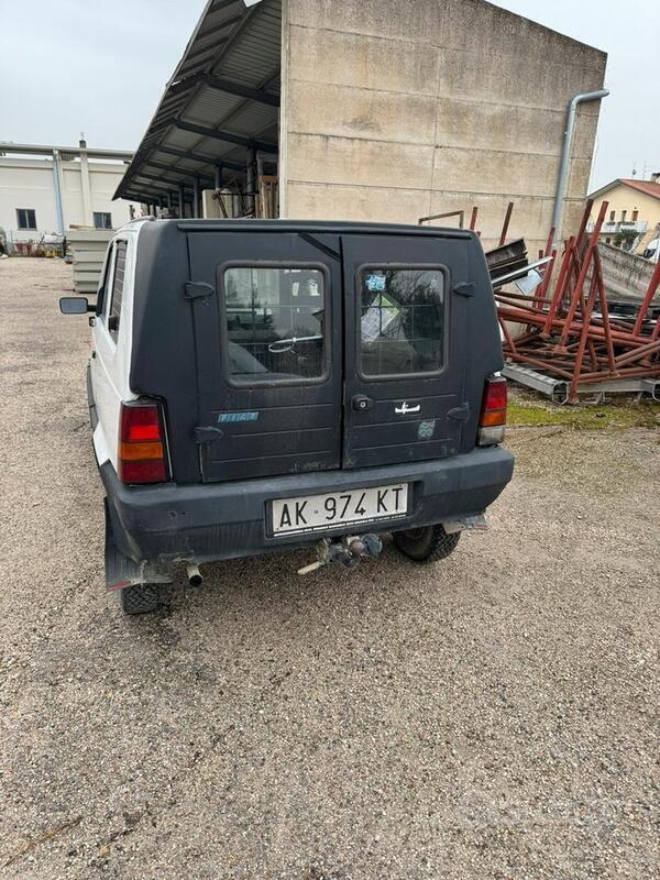 Usato 1999 Fiat Panda 4x4 1.1 Benzin 54 CV (4.200 €)