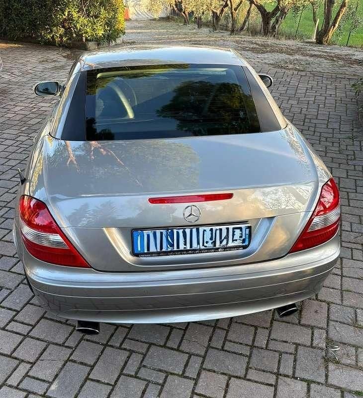 Usata Mercedes SLK200 117 CV (86 kW) 2005 Argento Cabrio