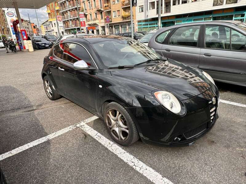 Usato 2009 Alfa Romeo MiTo 1.4 Benzin 79 CV (3.500 €)