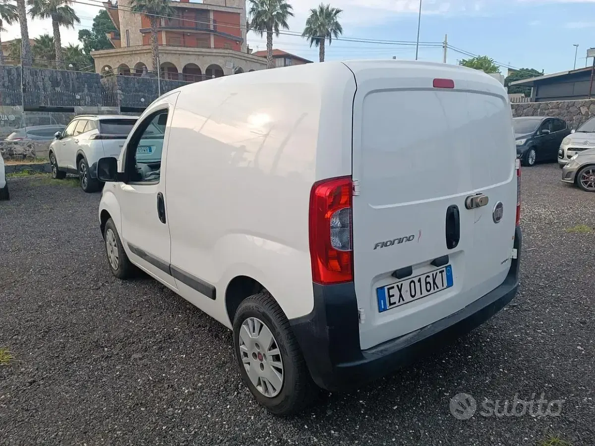 Usata Fiat Fiorino 75 CV (55 kW) 2014 Bianco Monovolume
